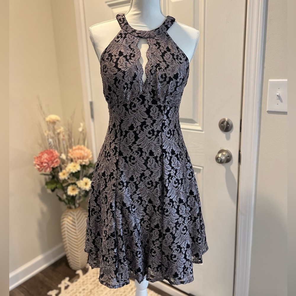 Women’s R & M collection black and tan sparkly formal mini dress size 6.